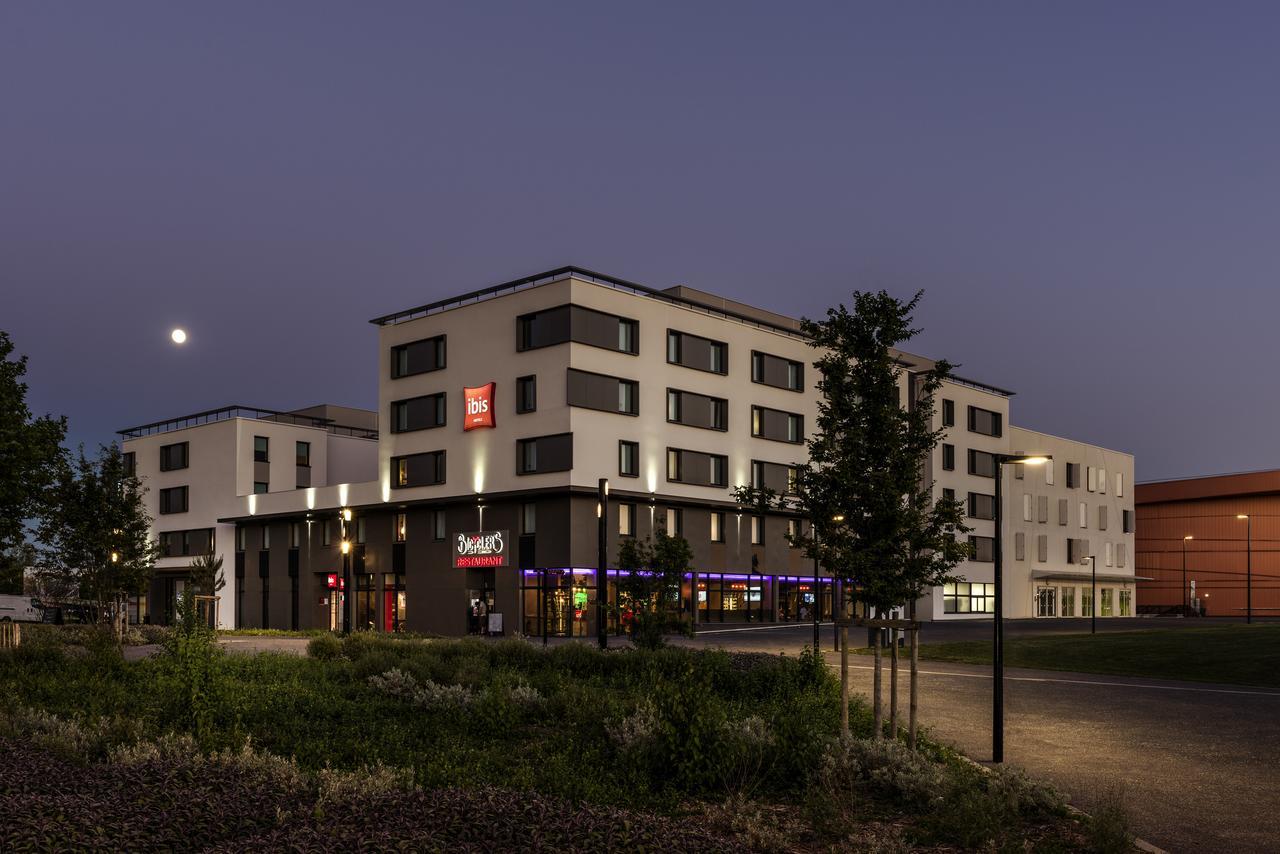 Ibis Saint Quentin En Yvelines - Velodrome Hotel Montigny-le-Bretonneux Ngoại thất bức ảnh