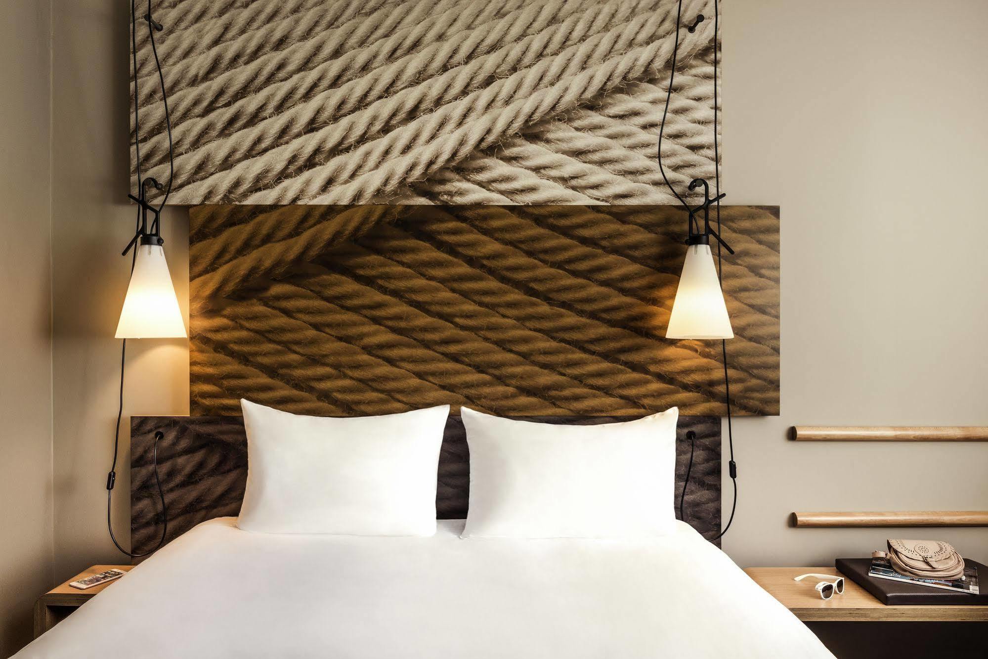 Ibis Saint Quentin En Yvelines - Velodrome Hotel Montigny-le-Bretonneux Ngoại thất bức ảnh